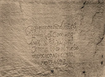 Registro storico spagnolo della conquista; lato sud di Inscription Rock, N. M.